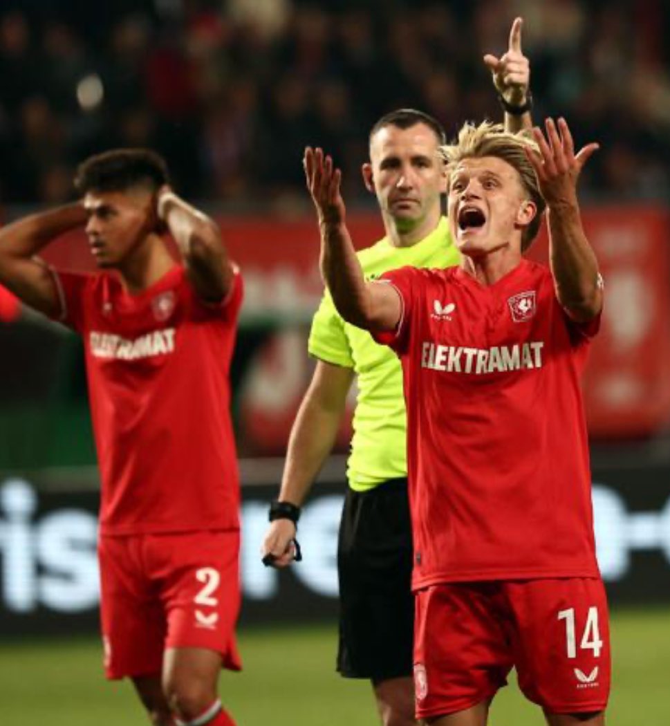Fighting FC Twente cannot overcome early goal in Europa League match against Union