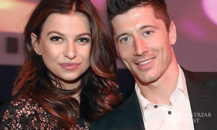 “Robert Lewandowski wyznacza datę świętowania narodzin swojego noworodka.”