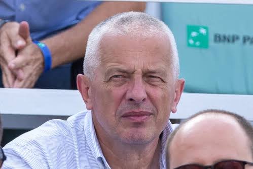 Tomasz Świątek… kraj opłakiwał zakończenie kariery tenisowej Igi.