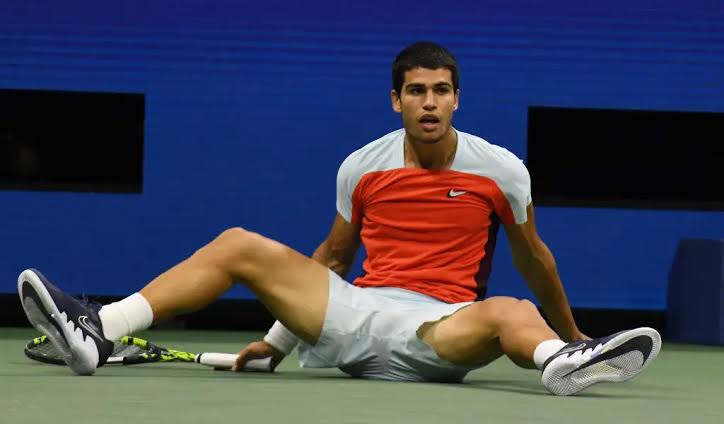 Carlos Alcaraz prohibido en el tenis tras salir del armario