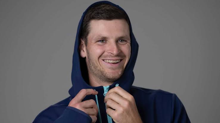 Hubert Hurkacz has finally proposed to his girlfriend—what a beautiful moment!
