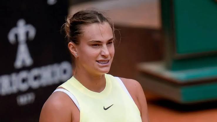“Aryna Sabalenka ogłosiła, że jest lesbijką, zaskakując swoich fanów.”