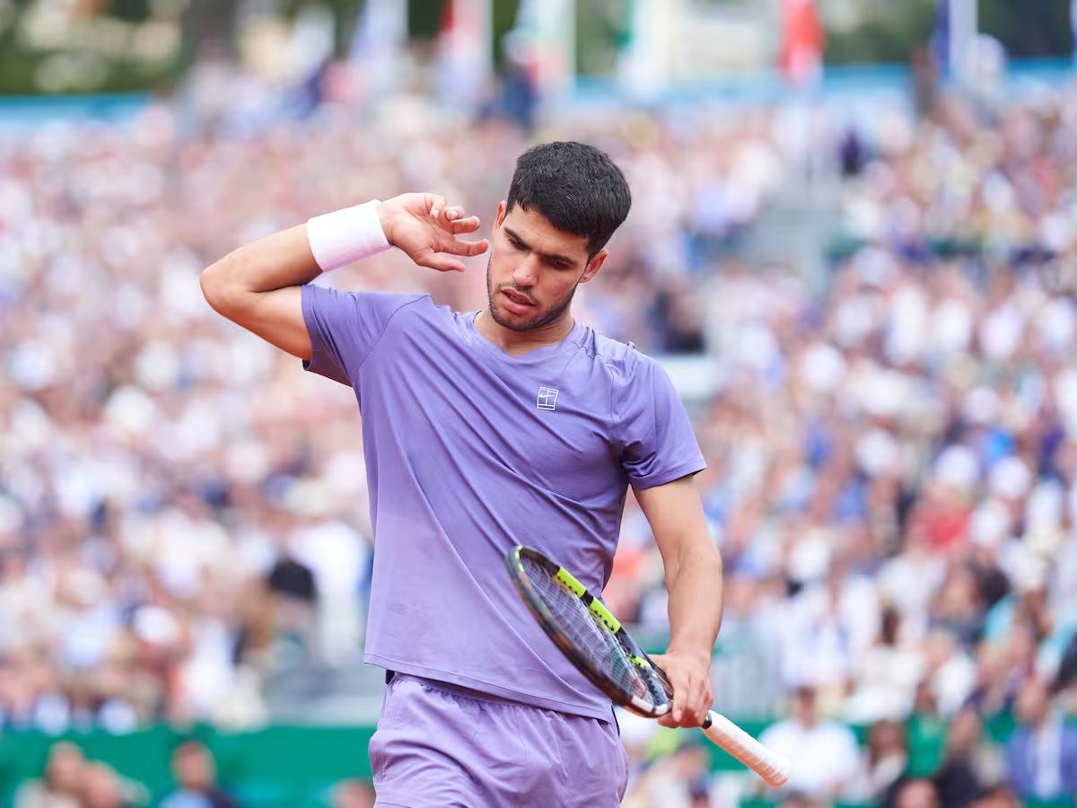 “Carlos Alcaraz ha recibido una suspensión de cinco años del tenis profesional.”