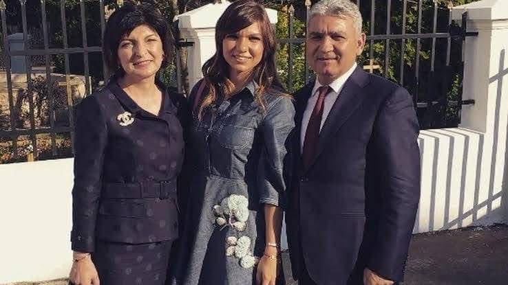 Lumea este în șoc: Stere Halep o reneagă pe fiica sa Simona și o numește lesbiană