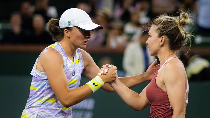 Analizez lucruri pe care nu le-am analizat niciodată înainte”: Simona Halep explică de ce îi face plăcere să o urmărească pe Iga Świątek după retragerea din tenis.