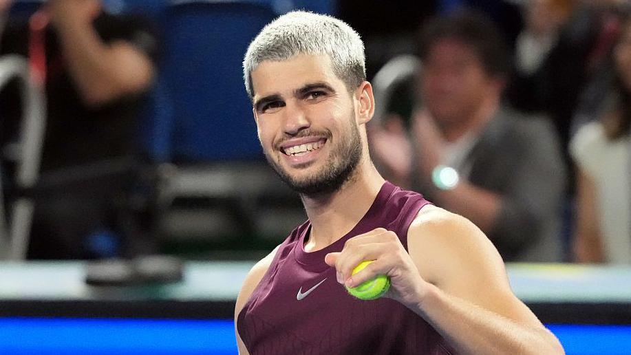 «¡Vergüenza Familiar! Carlos Alcaraz Humilla a Sus Familiares: “¡No Sirven para Nada!”»